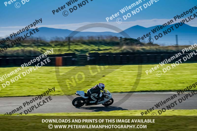 anglesey no limits trackday;anglesey photographs;anglesey trackday photographs;enduro digital images;event digital images;eventdigitalimages;no limits trackdays;peter wileman photography;racing digital images;trac mon;trackday digital images;trackday photos;ty croes